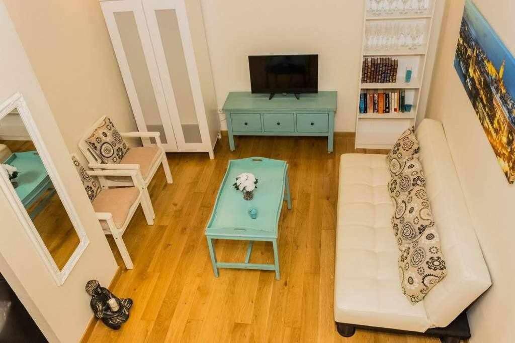 Holiday home Casa Con Piscina Junto Catedral De *